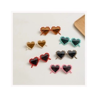 lunettes de soleil résine coeur Ecru